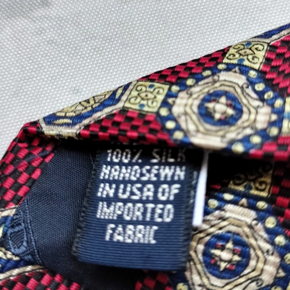 Lands End Silk Necktie Tie Red Multicolored Geometric Multi Pattern Handsewn - Picture 9 of 9
